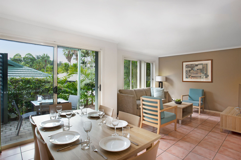 Dining Room 4