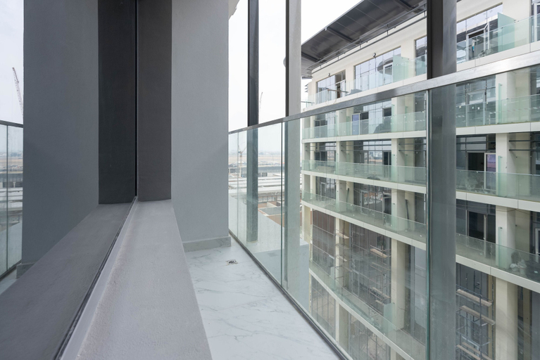 Others 5, Spacious Studio in Oasis 714, Abu Dhabi City