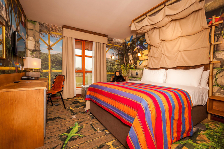 Bedroom 3, Chessington Resort Hotel, London