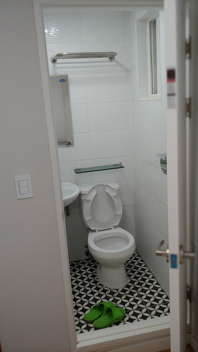 Bathroom 3, King's garden -Ikseon Stay, Jongno