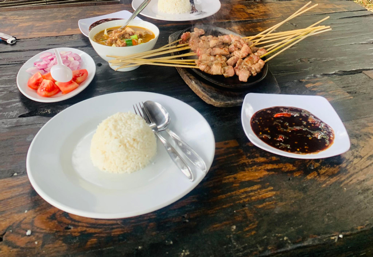 Food & Drinks 5, Student Castle Apartment Dyna HD, Sleman