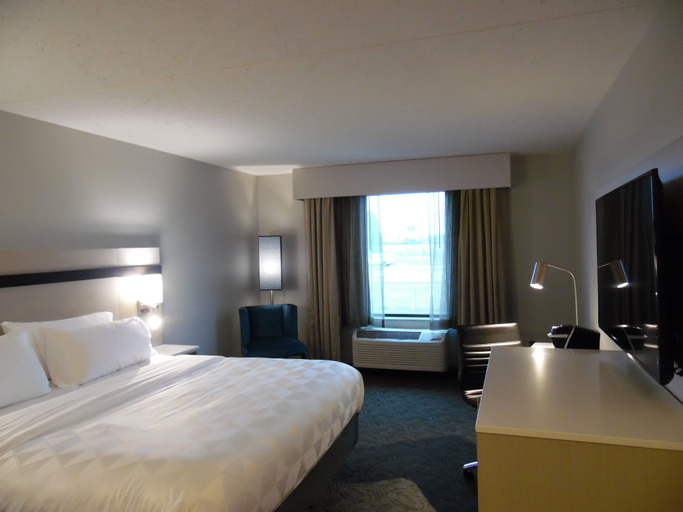 Bedroom 12