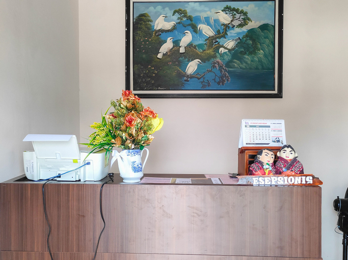 Public Area 5, New Era Family Homestay Binjai Mitra RedDoorz, Binjai