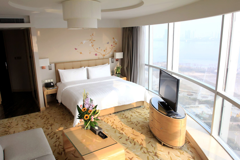 Bedroom 14