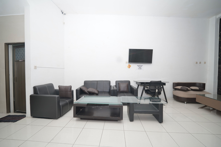 Public Area 12