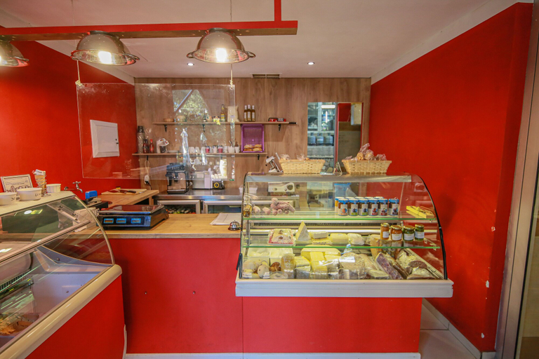 Food & Drinks 4, Suite 9 The Village, Windhoek East