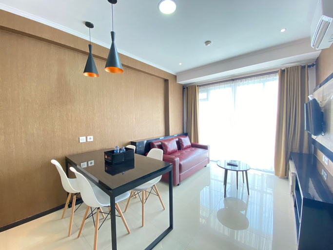 Dining Room 10