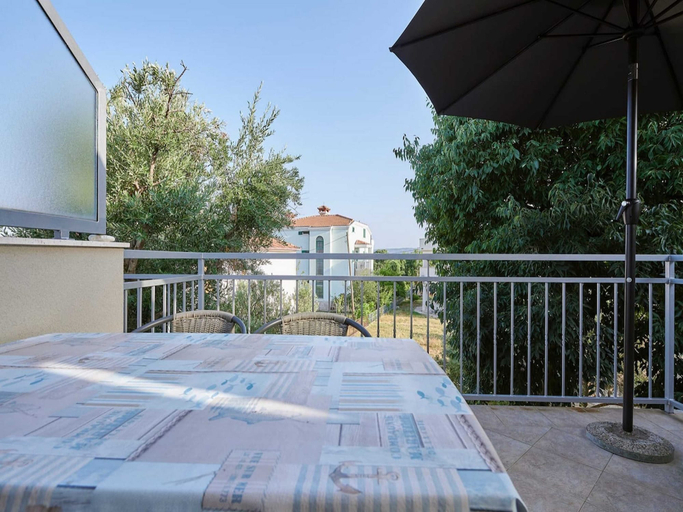 Others 5, Apartments Vujina, Kaštela