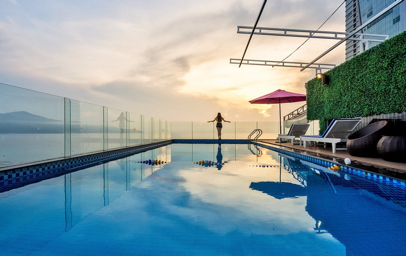 Alani Sea View Hotel - Tap to explore photos