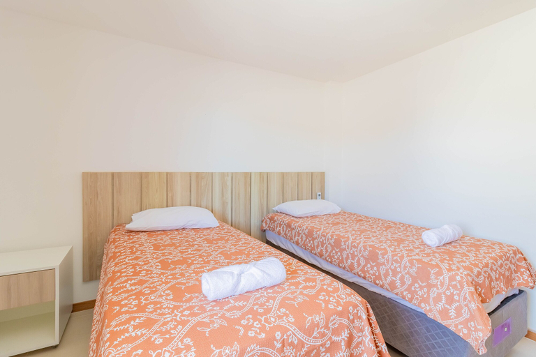 Room 2, IT32 Triplex 4 Suítes a 100m da Praia, Camaçari