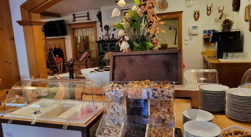 Hotel Garni Landhaus Trenkenbach, Liezen
