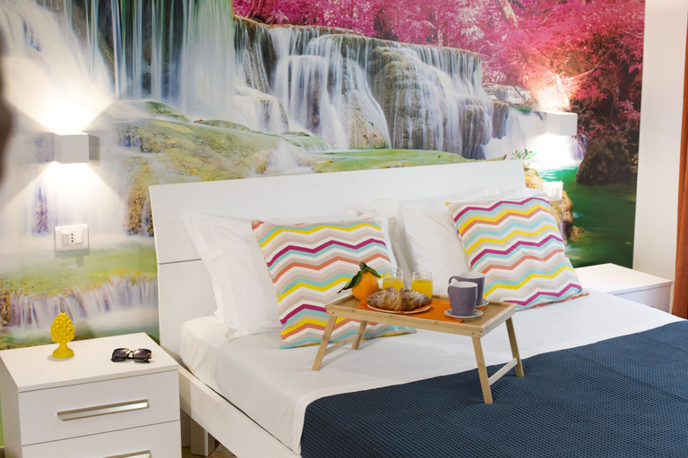 Bedroom 4, Lovely Bed and Breakfast in Center of Sorrento, Napoli