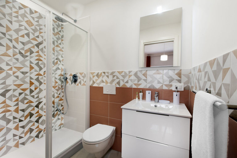 Bathroom 2, Lovely Bed and Breakfast in Center of Sorrento, Napoli