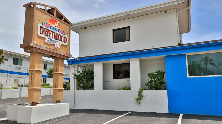 Exterior & Views 2, Driftwood Beach Motel, Volusia
