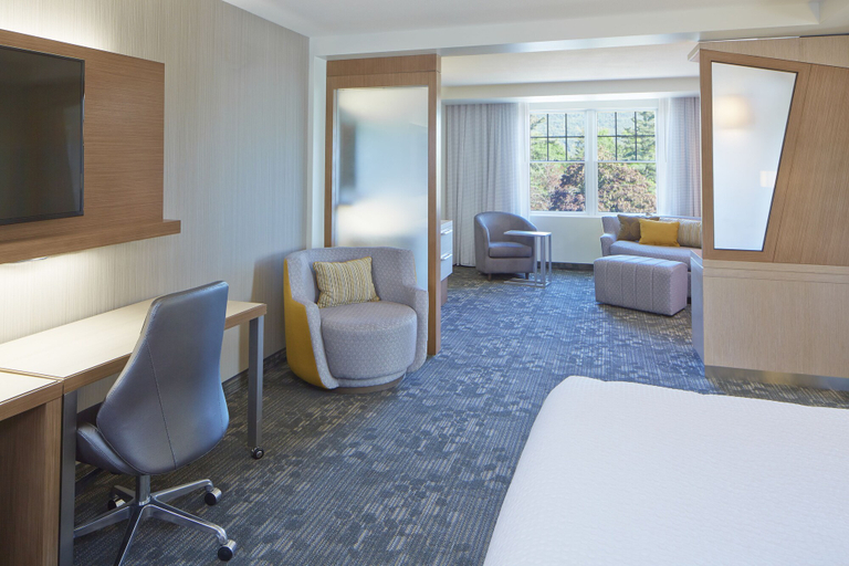 Bedroom 2, Courtyard by Marriott Lake George, Warren