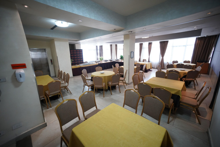 Food & Drinks 5, Mado Hotel, Addis Abeba