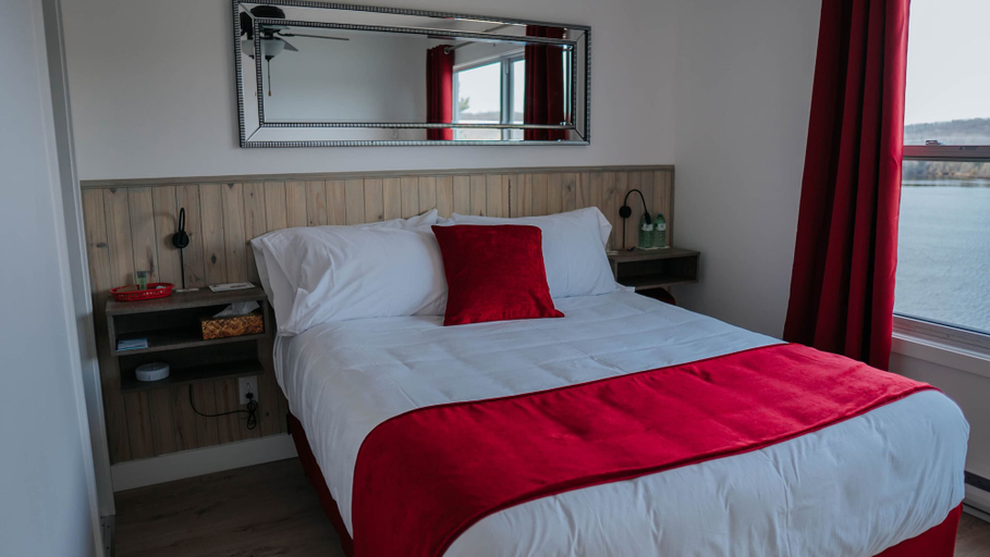 Bedroom 2, Auberge Lac du Pin Rouge, La Rivière-du-Nord