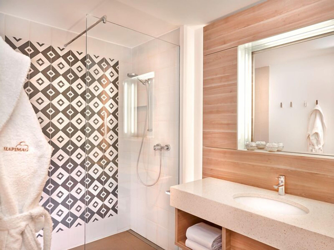 Bathroom 5, Hapimag Resort Lisbon, Lisbon