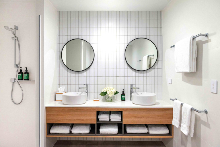 Bathroom 4, Crowne Plaza ADELAIDE by IHG, Adelaide