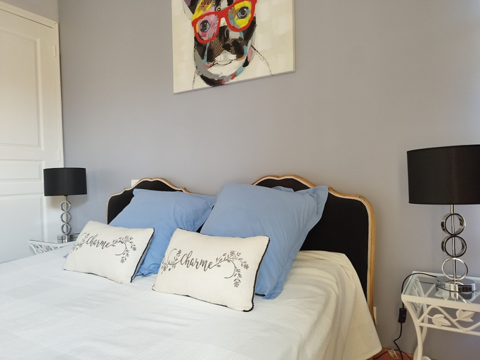 Bedroom 5, Entre vignes et dentelles, Vaucluse
