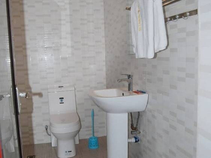 Bathroom, Gold Crown Hotel, Owerri Municipal