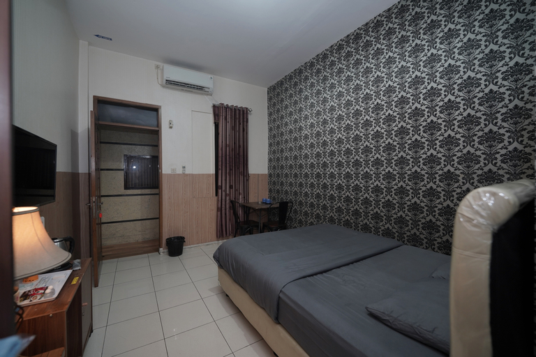 Bedroom 21