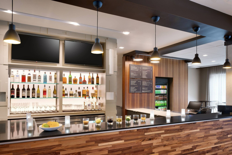 Food & Drinks 5, Courtyard by Marriott Atlanta Duluth Downtown, Gwinnett