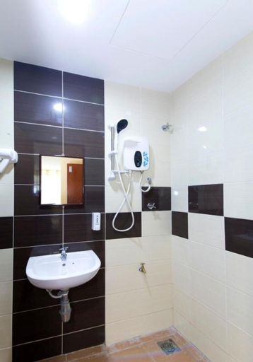 Bathroom 21