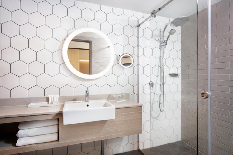 Bathroom 4