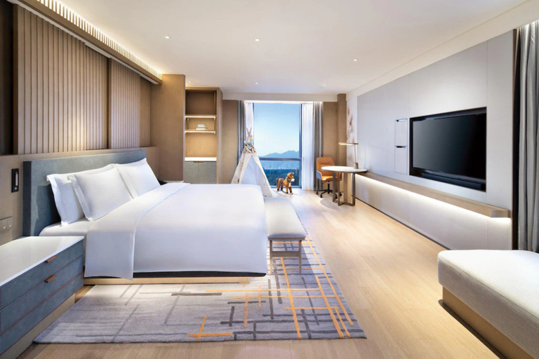 Bedroom 4, Crowne Plaza BEIJING BADALING by IHG, Beijing