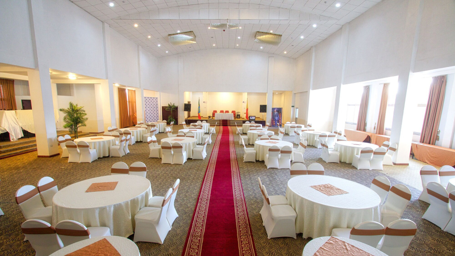 Food & Drinks 5, Planet Hotel, Debubawi