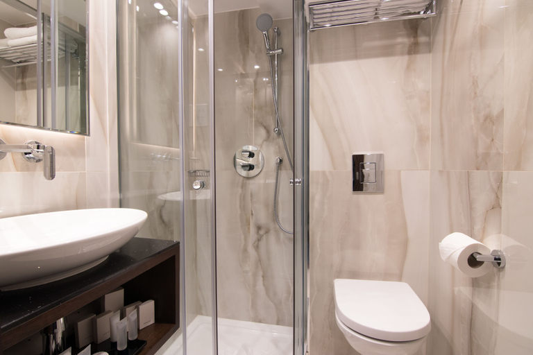 Bathroom 5, Montcalm Chilworth Townhouse, Paddington, London