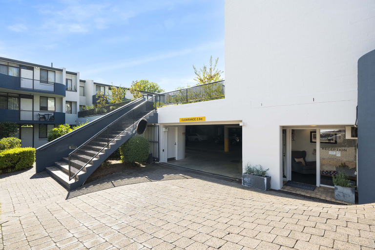 Exterior & Views 2, Manuka Park Apartments, Kingston
