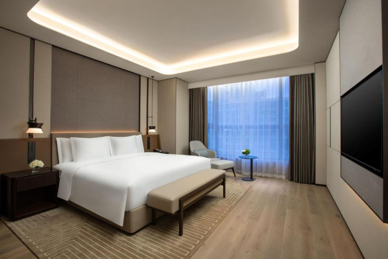 Bedroom 5, Crowne Plaza ZHENGZHOU HIGH TECH ZONE by IHG, Zhengzhou