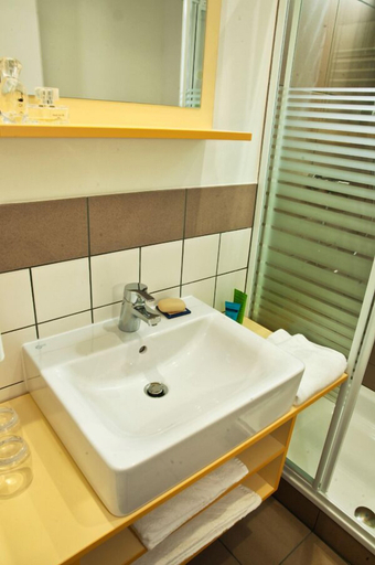 Bathroom 3, Winrooms, Wiener Neustadt