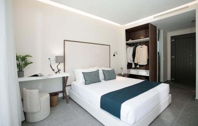 Bedroom 4, Naxian Soul, South Aegean