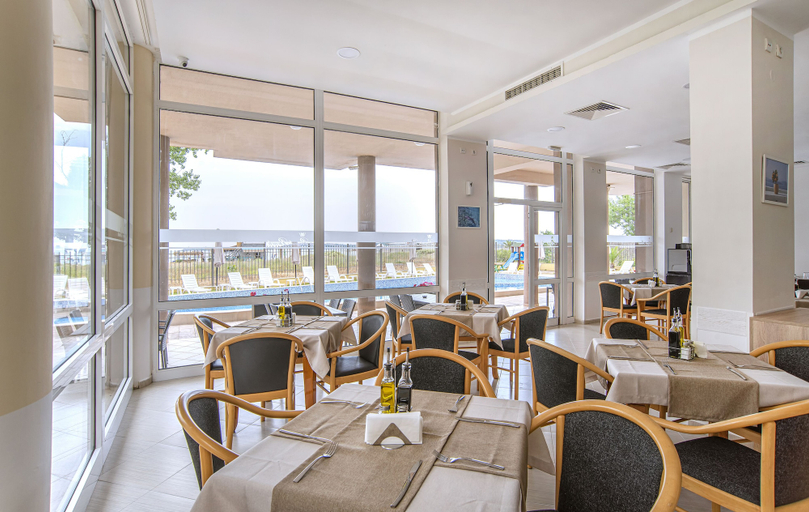 Food & Drinks 5, Royal Marina Beach, Sozopol
