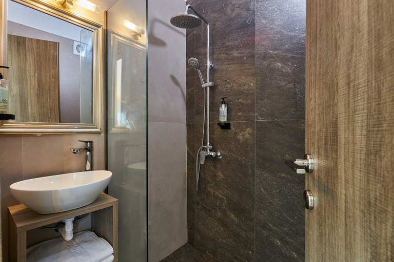 Bathroom 5, Charm Hotel Hersonissos, Crete
