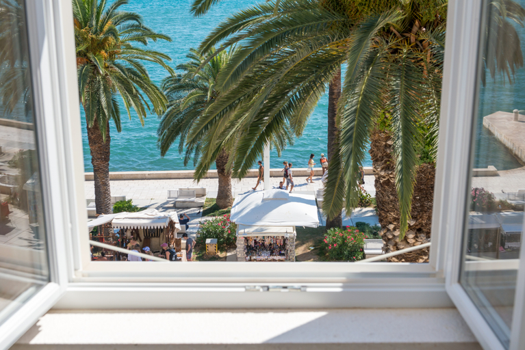 Exterior & Views 2, Palms Promenade Luxury Rooms, Split