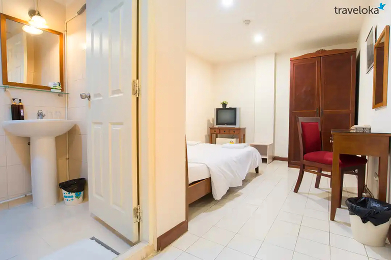 Bedroom 5