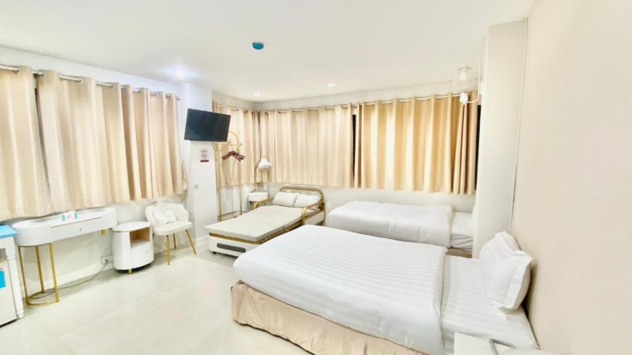 Bedroom 3, ABCYQ Hotel, Ratchathewi