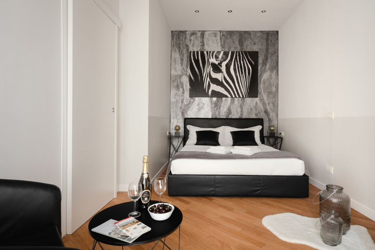 Bedroom 3, Deluxe Central Apartment, Bergamo