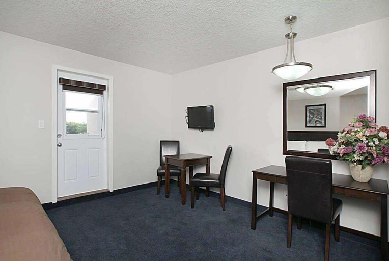 Others 5, Travelodge by Wyndham Wetaskiwin, Division No. 11