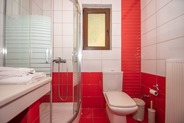 Bathroom 3, Green Lagoon, Ionian Islands
