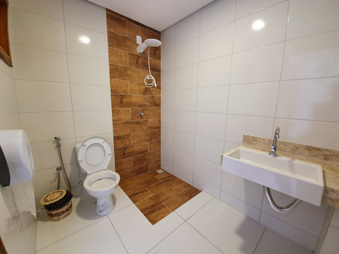 Bathroom 3, Pousada Vila Cajuína - Parnaíba, Parnaíba