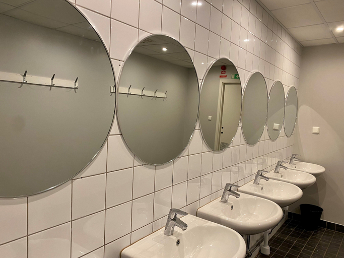 Bathroom 5, Grad Hotel and Hostel, Stockholm