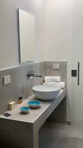 Bathroom 2, Elements Flats, Campobasso