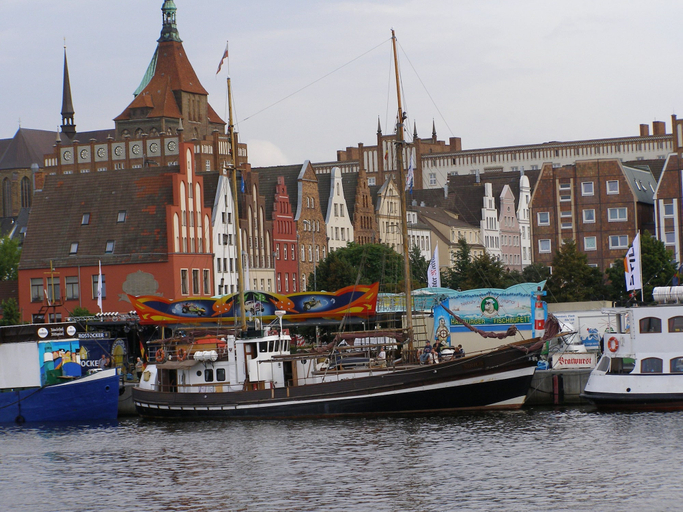 Exterior & Views 2, Hotel Am Kai 334, Rostock