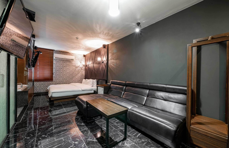 Others 4, Gary Cooper Hotel, Haeundae