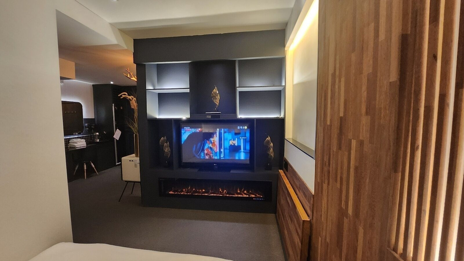 Bedroom 4, K hotel, Gyeyang